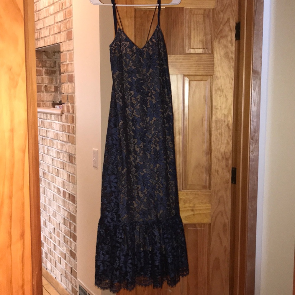 Gorgeous dreamy lace dress